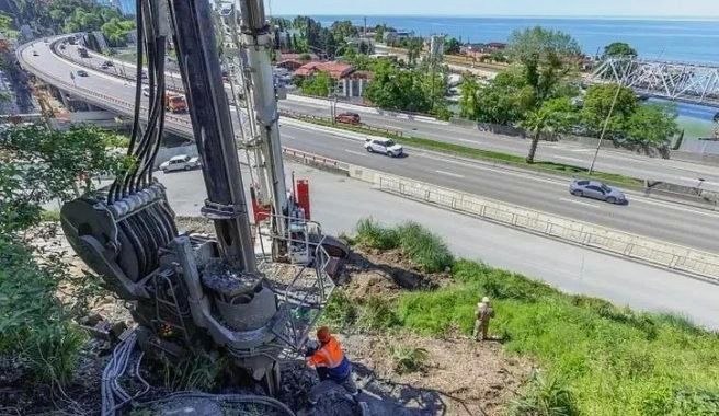 Строительство обхода Адлера в Сочи продолжается с использованием бесшумной технологии