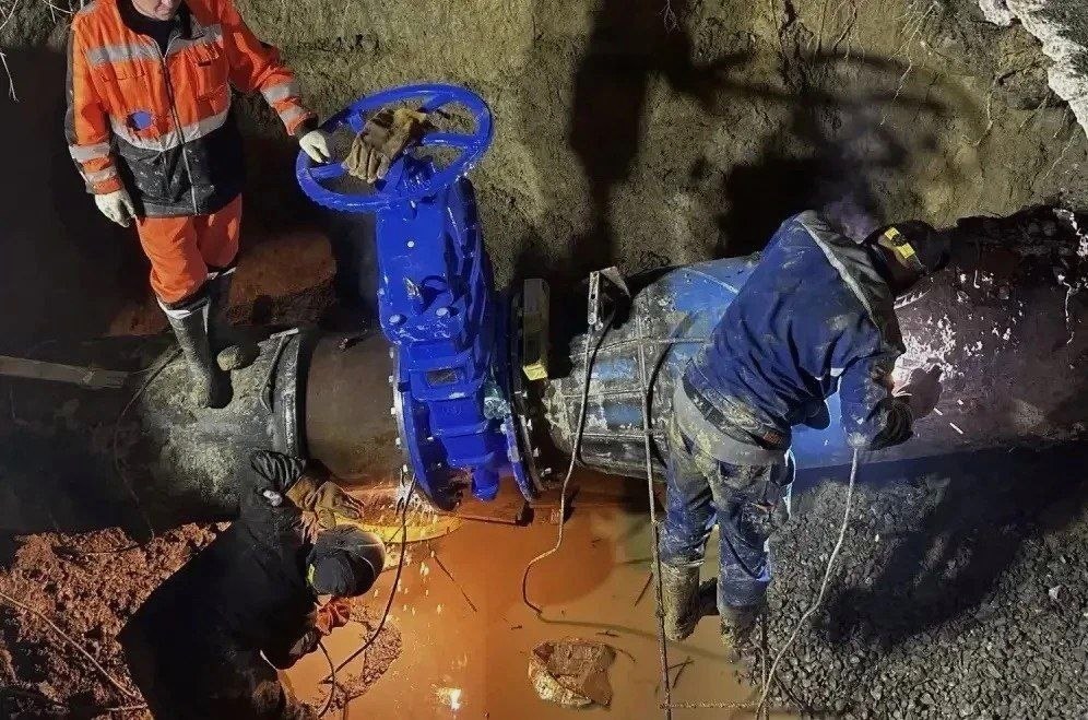 Замена водопроводной арматуры завершена на улице Кубанской в Сочи